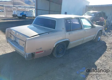 1990 Cadillac Deville z USA, uszkodzony, nr VIN 1G6CD5332L4324426